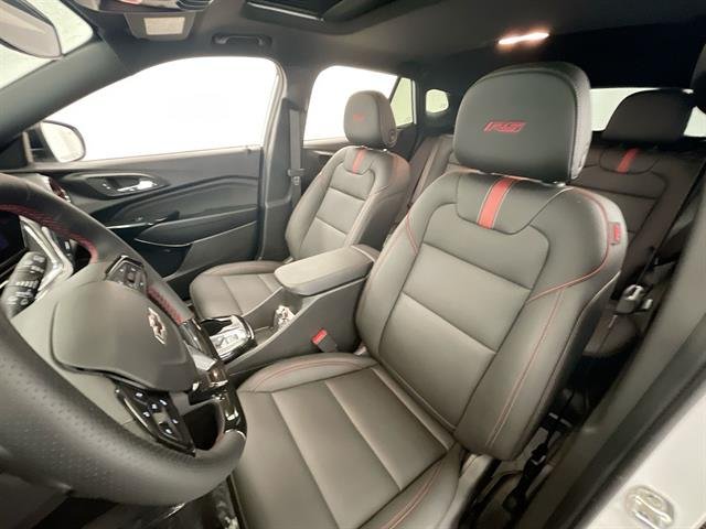 Certified Used 2026 Summit White Chevrolet 2RS image 19