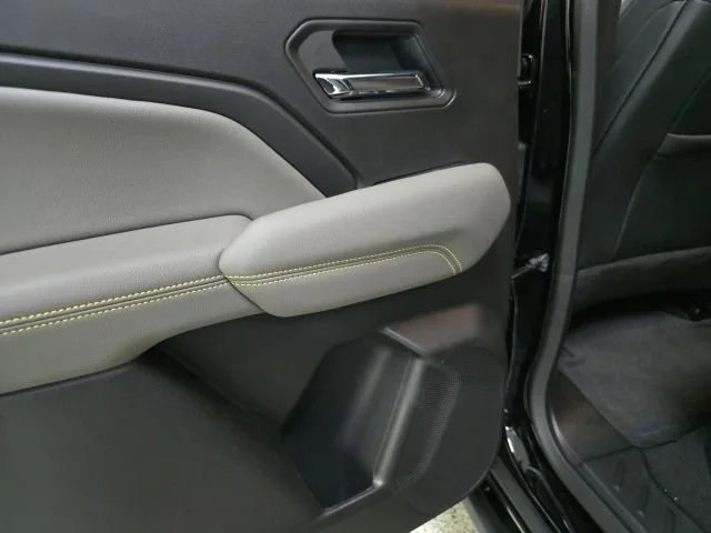 2026 Chevrolet Colorado ZR2 - Photo 9