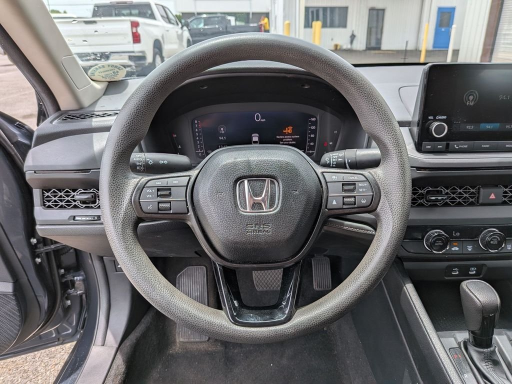 Used 2025 Gray Honda LX image 11