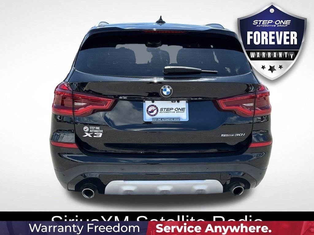 Used 2021 Black BMW sDrive30i image 7