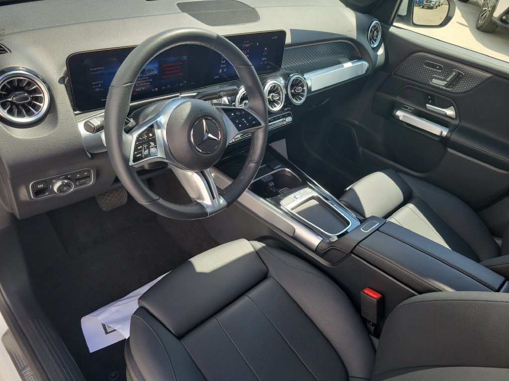 Certified Used 2026 White Mercedes-Benz GLB 250 image 23