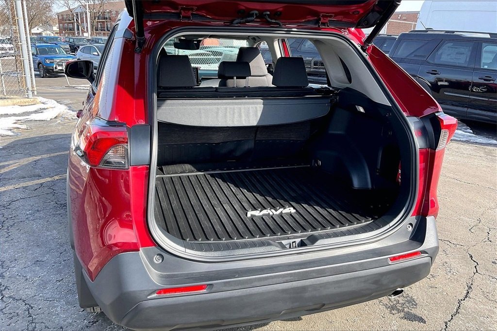 2022 TOYOTA RAV4 - Image 25