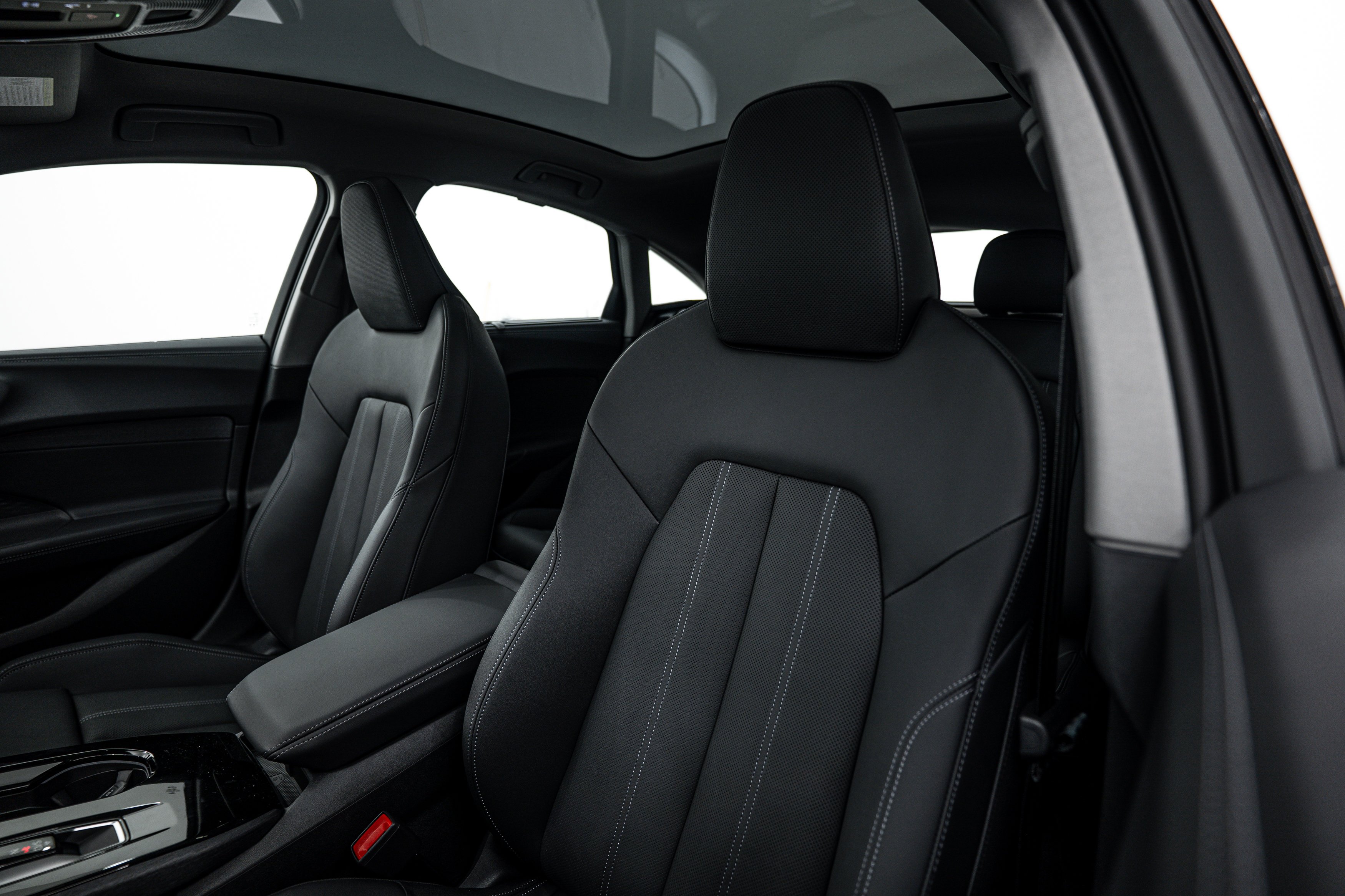 New 2026 Daytona Gray Audi Premium Plus image 15