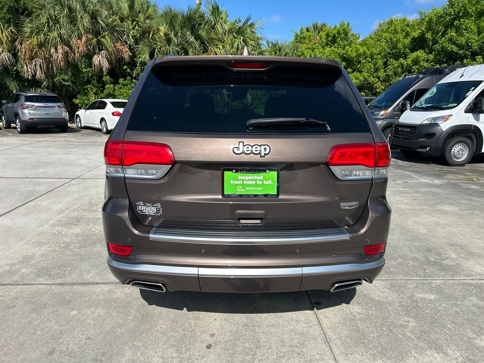 Used 2018 Brown Metallic Jeep Summit image 4