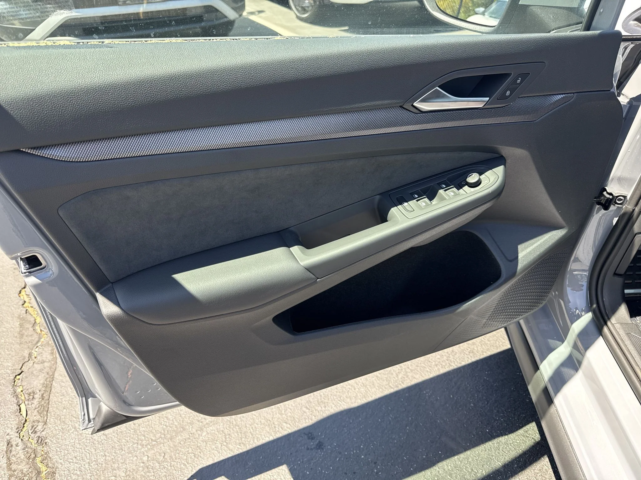 New 2026 Moonstone Gray Volkswagen SE image 11
