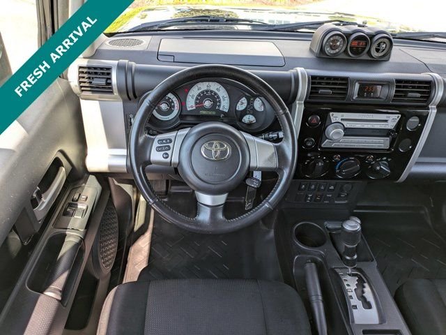 2010 Toyota FJ Cruiser Base - Photo 16