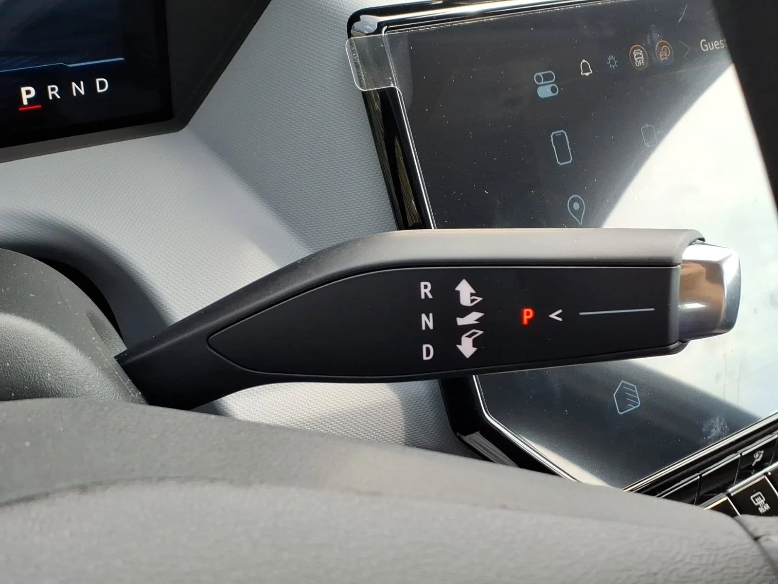 New 2027 Summit White Chevrolet LT image 9