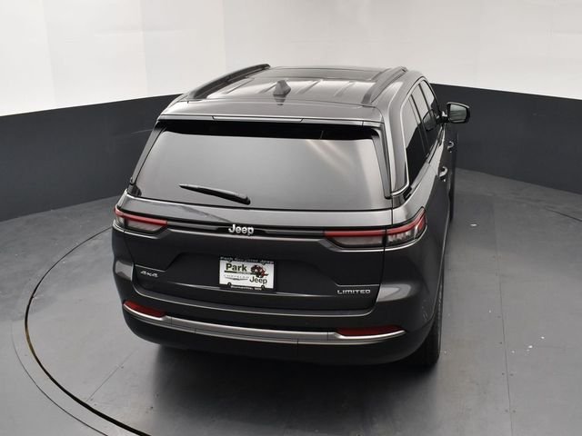 New 2026 Baltic Gray Metallic Clear-Coat Exterior Paint Jeep Limited image 17