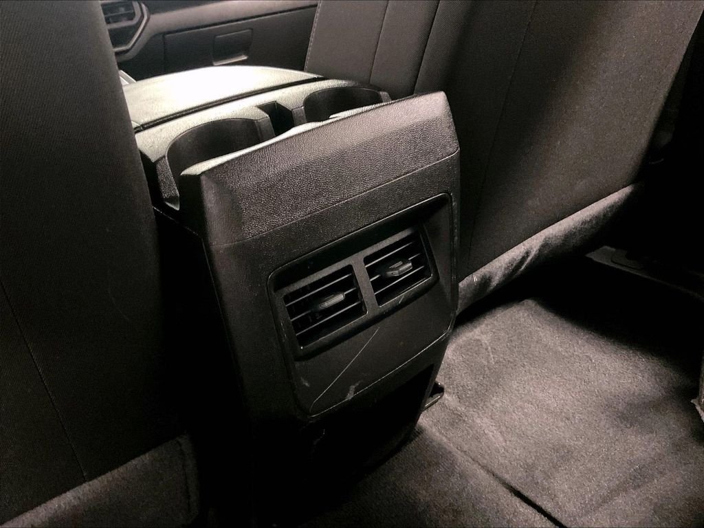 Used 2025 White Chevrolet Trail Boss image 27