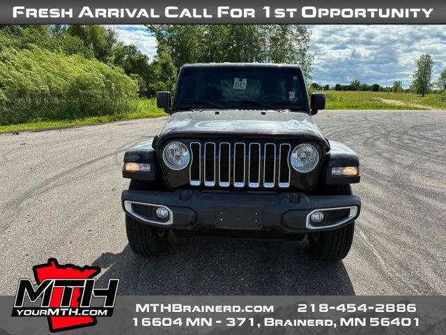Certified Used 2023 Black Jeep Sahara image 3