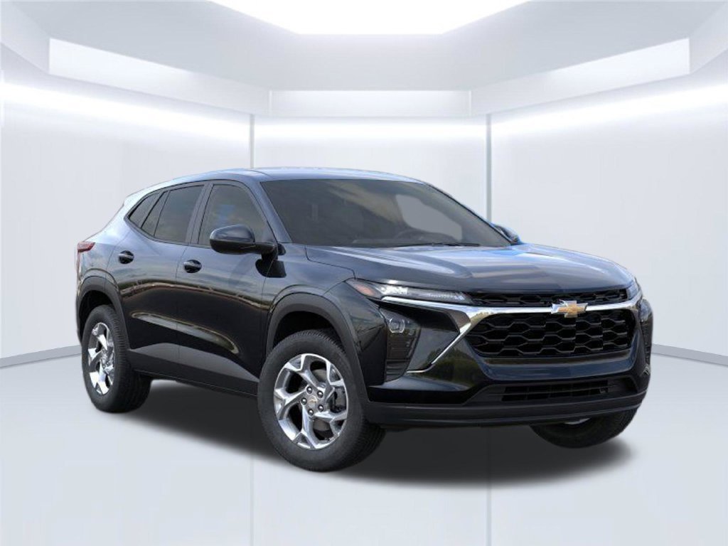 2026 Chevrolet Trax LS - Photo 9