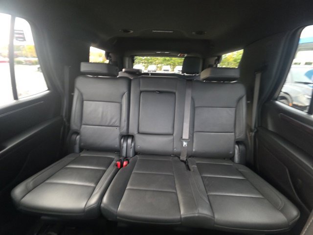 Used 2025 White Chevrolet LT image 27