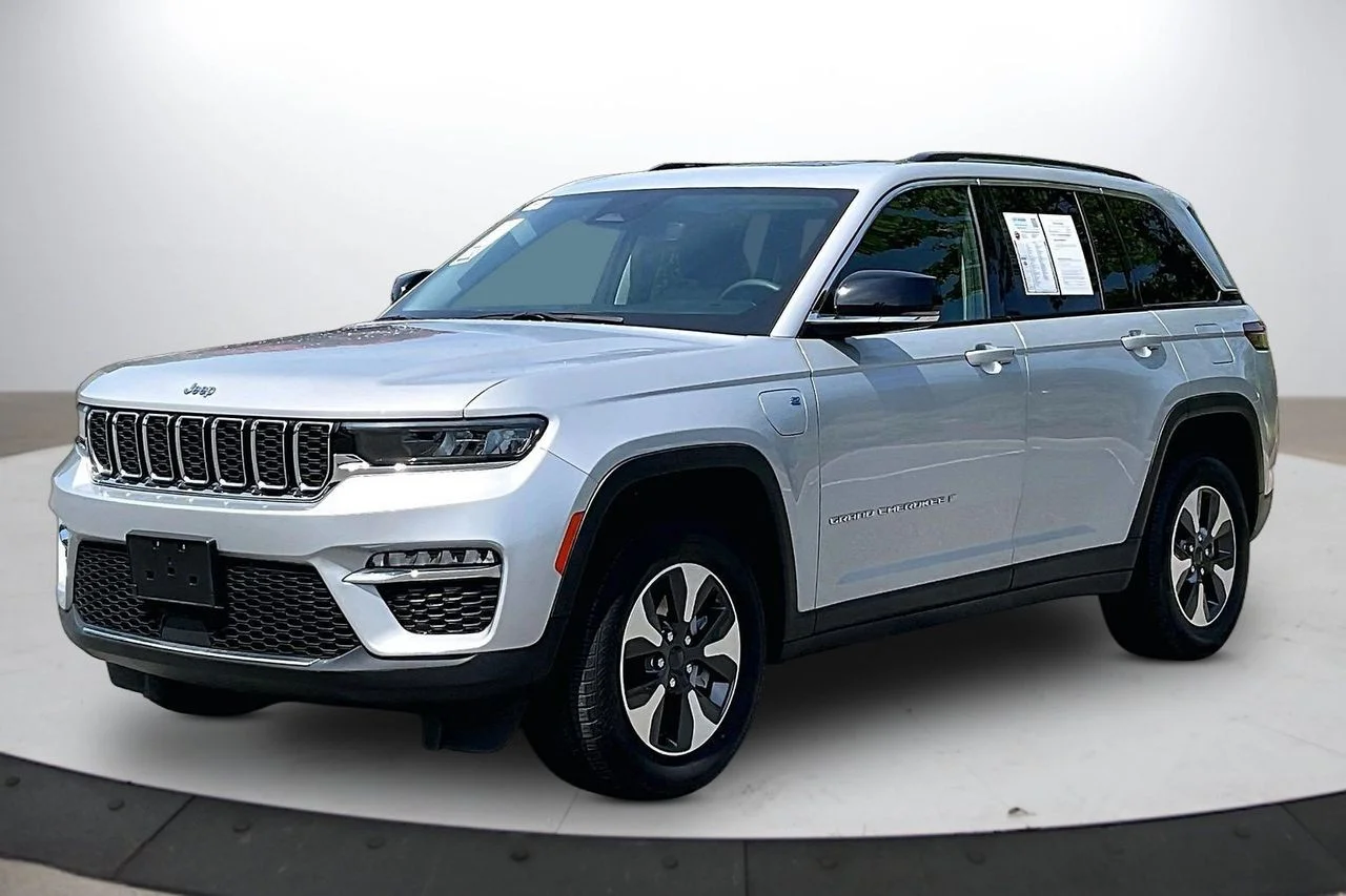 Certified Used 2024 Silver Jeep 4xe image 4