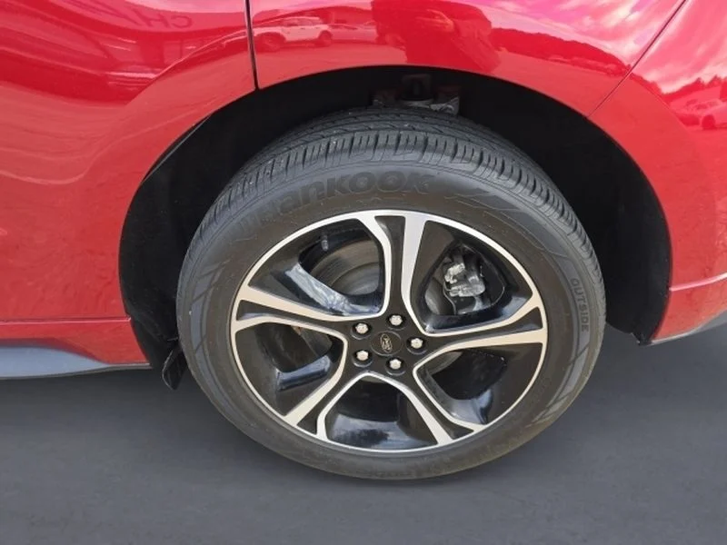 Used 2024 Rapid Red Metallic Tinted Clearcoat Ford ST image 28