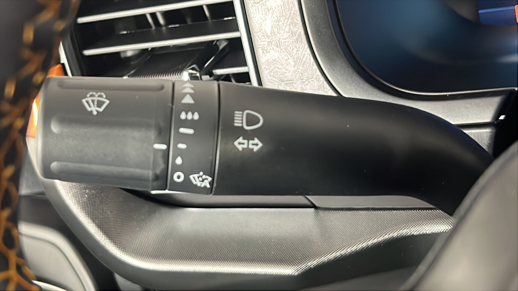 New 2026 Marsh Gray Ford Tremor® image 24