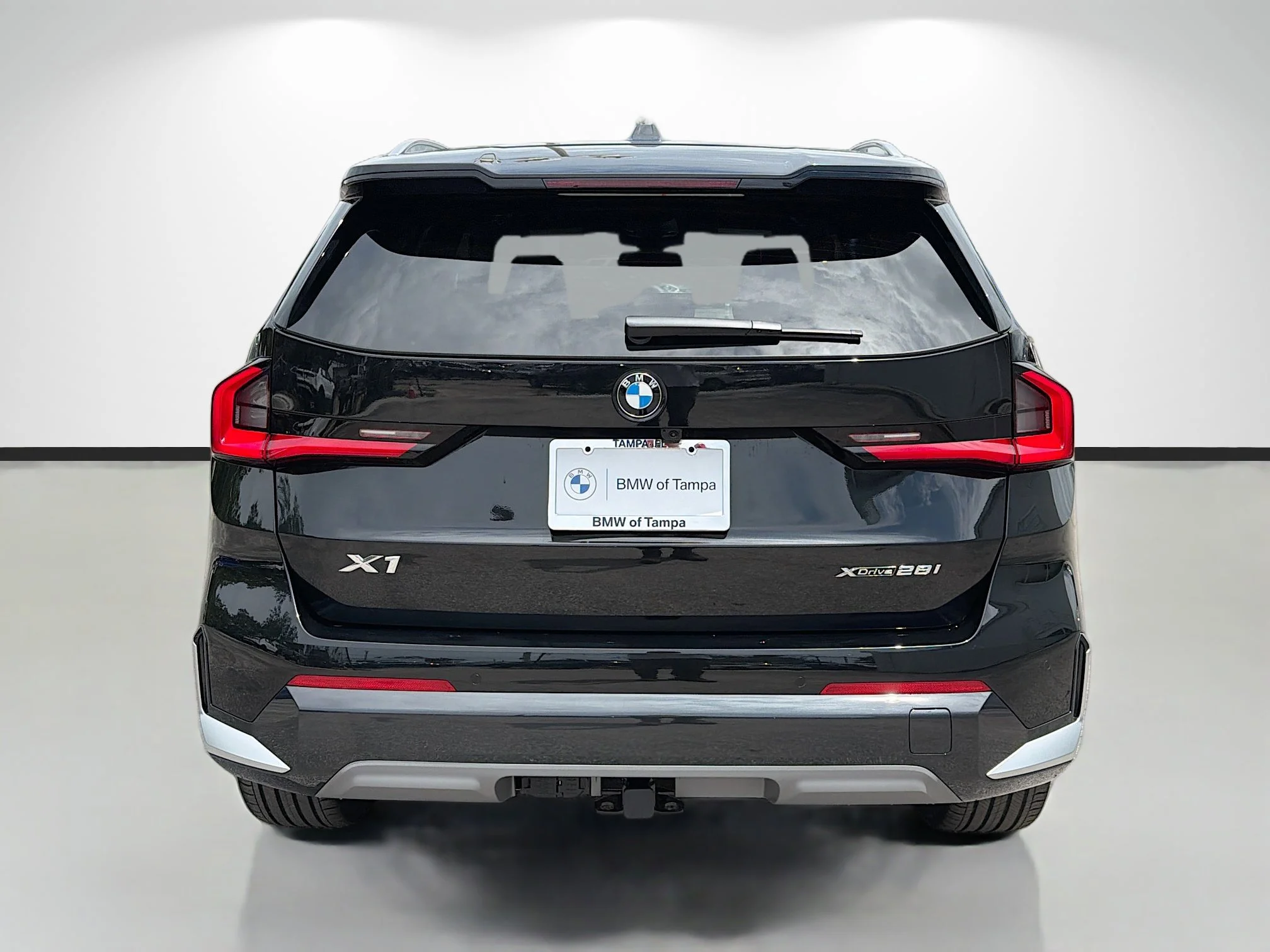 New 2026 Black Sapphire Metallic BMW xDrive28i image 4