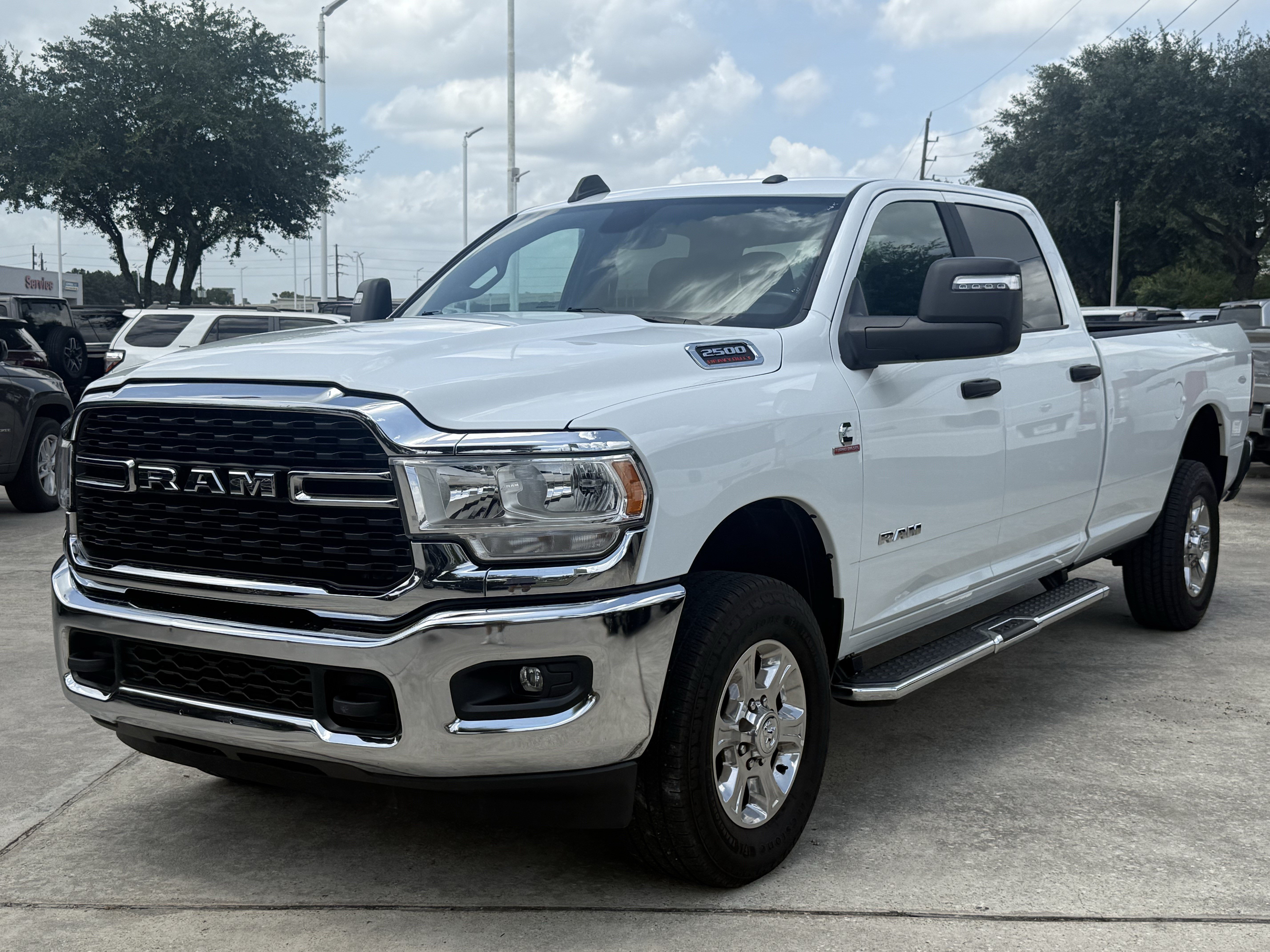 Used 2024 Bright White Clearcoat Ram  image 7