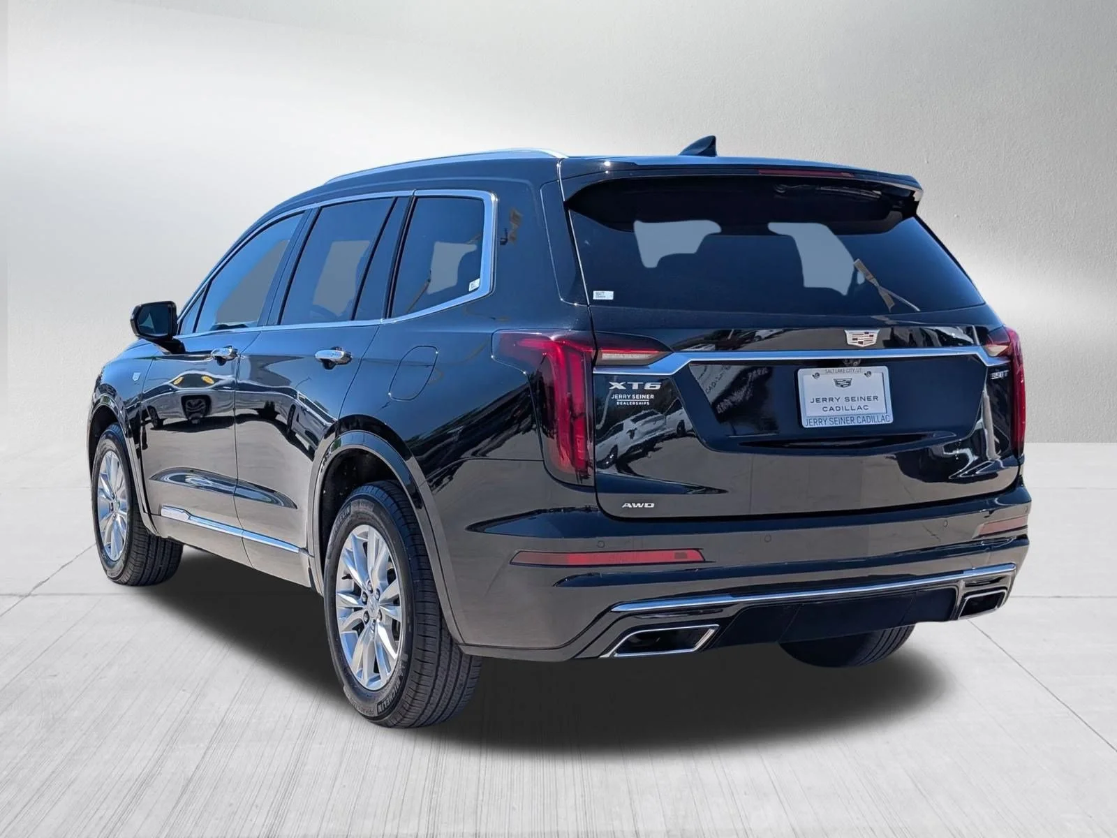 Used 2024 Stellar Black Metallic Cadillac Luxury image 3