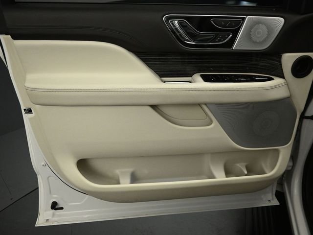 2022 LINCOLN NAVIGATOR L - Image 19