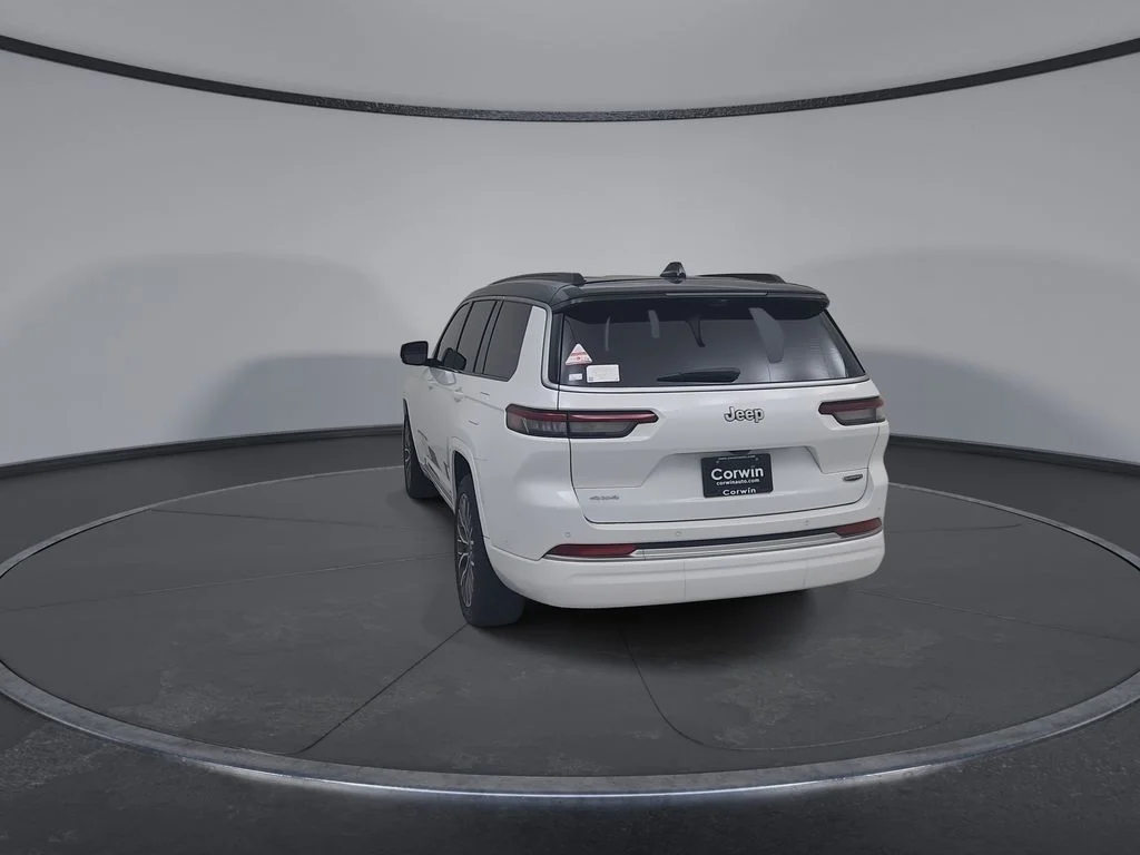 New 2026 Bright White Clear-Coat Exterior Paint Jeep Summit image 12