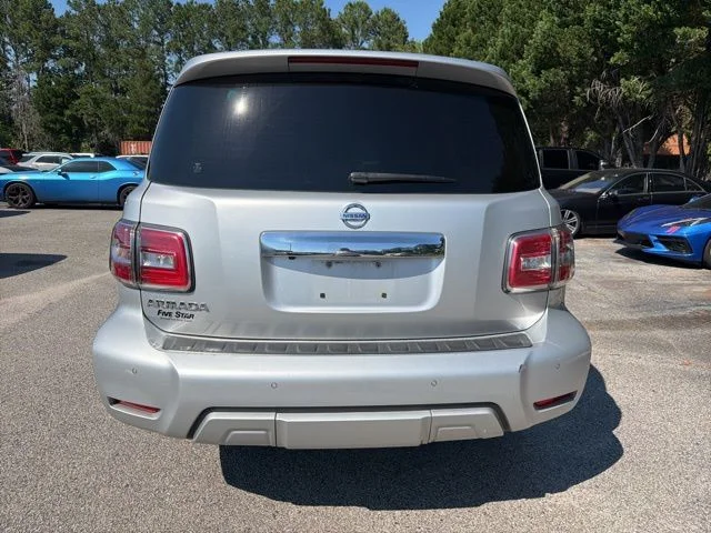 Used 2018 Silver Nissan SV image 4
