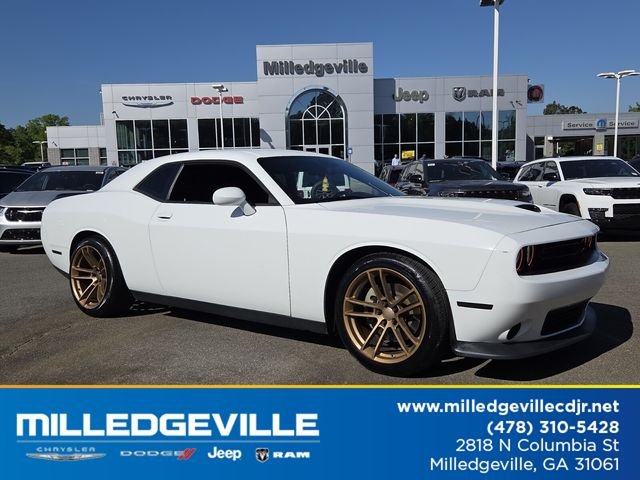2022 Dodge Challenger R/T's photo