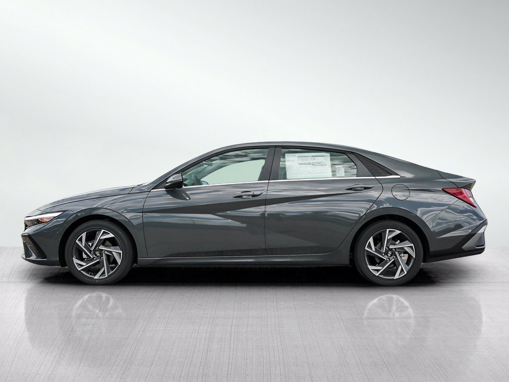 New 2026 Ecotronic Gray Hyundai Limited Sedan FWD image 4