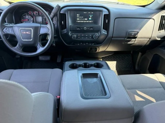 Used 2017 ONYX BLACK GMC NA image 11