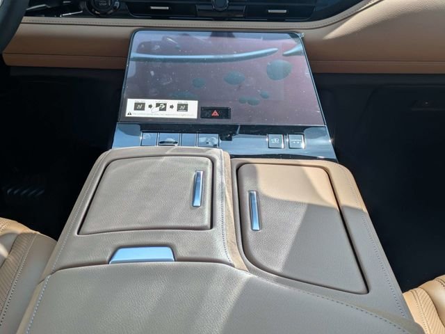 New 2026 RADIANT WHITE INFINITI Luxe 2WD image 20