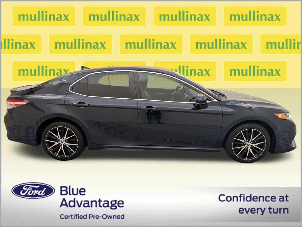 Certified Used 2020 Blue Toyota SE image 2