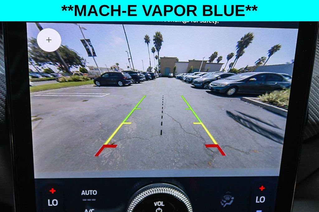 Used 2024 Blue Ford Select image 24