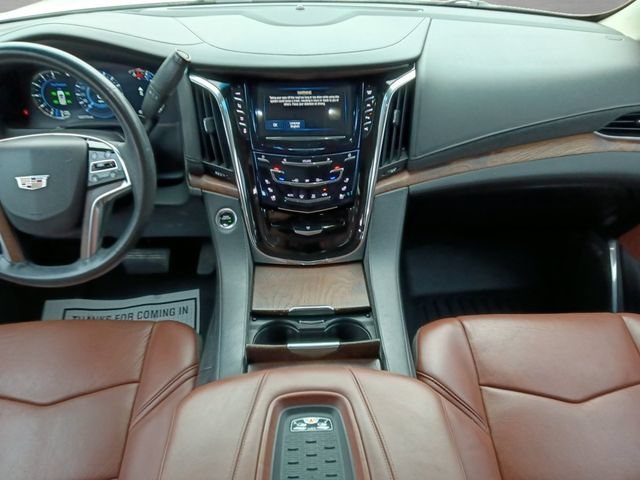 Used 2017 CRYSTAL WHITE TRICOAT Cadillac Premium Luxury image 20