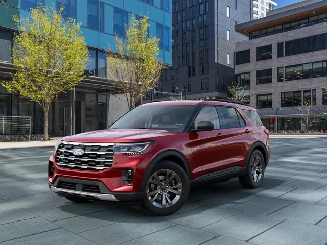 New 2027 Ruby Red Metallic Tinted Clearcoat Ford Active image 2