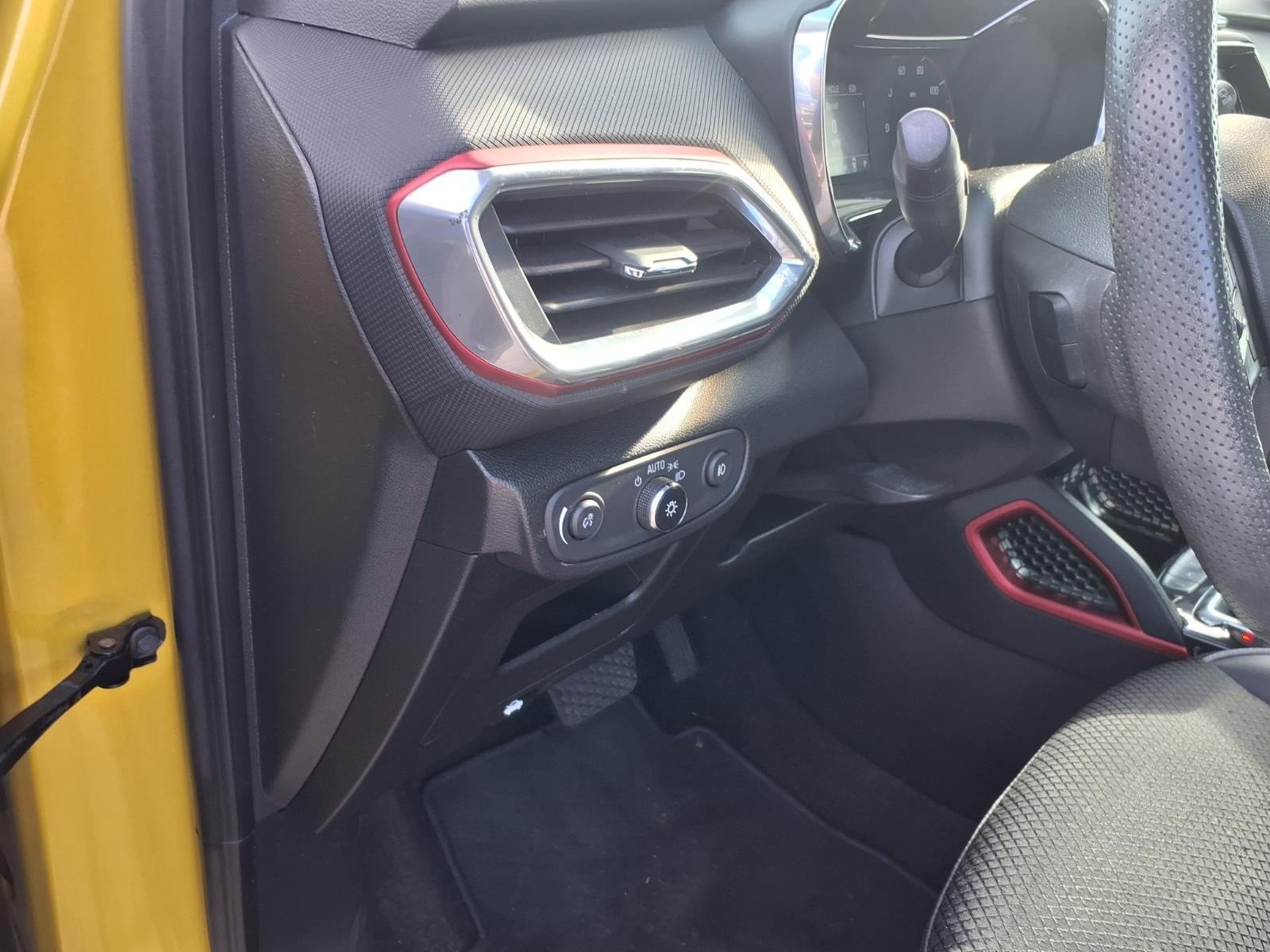 2023 Chevrolet Trailblazer photo 17 of 26
