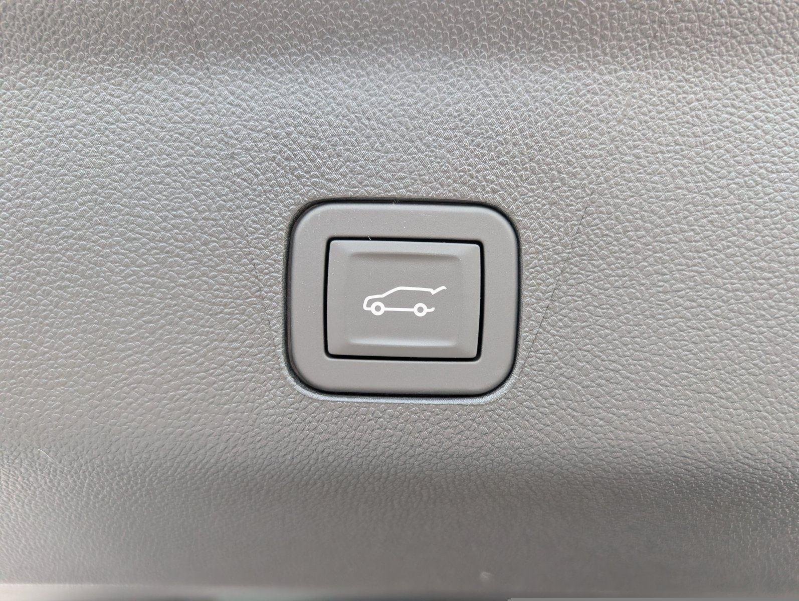 2026 Chevrolet Suburban RST - Photo 41