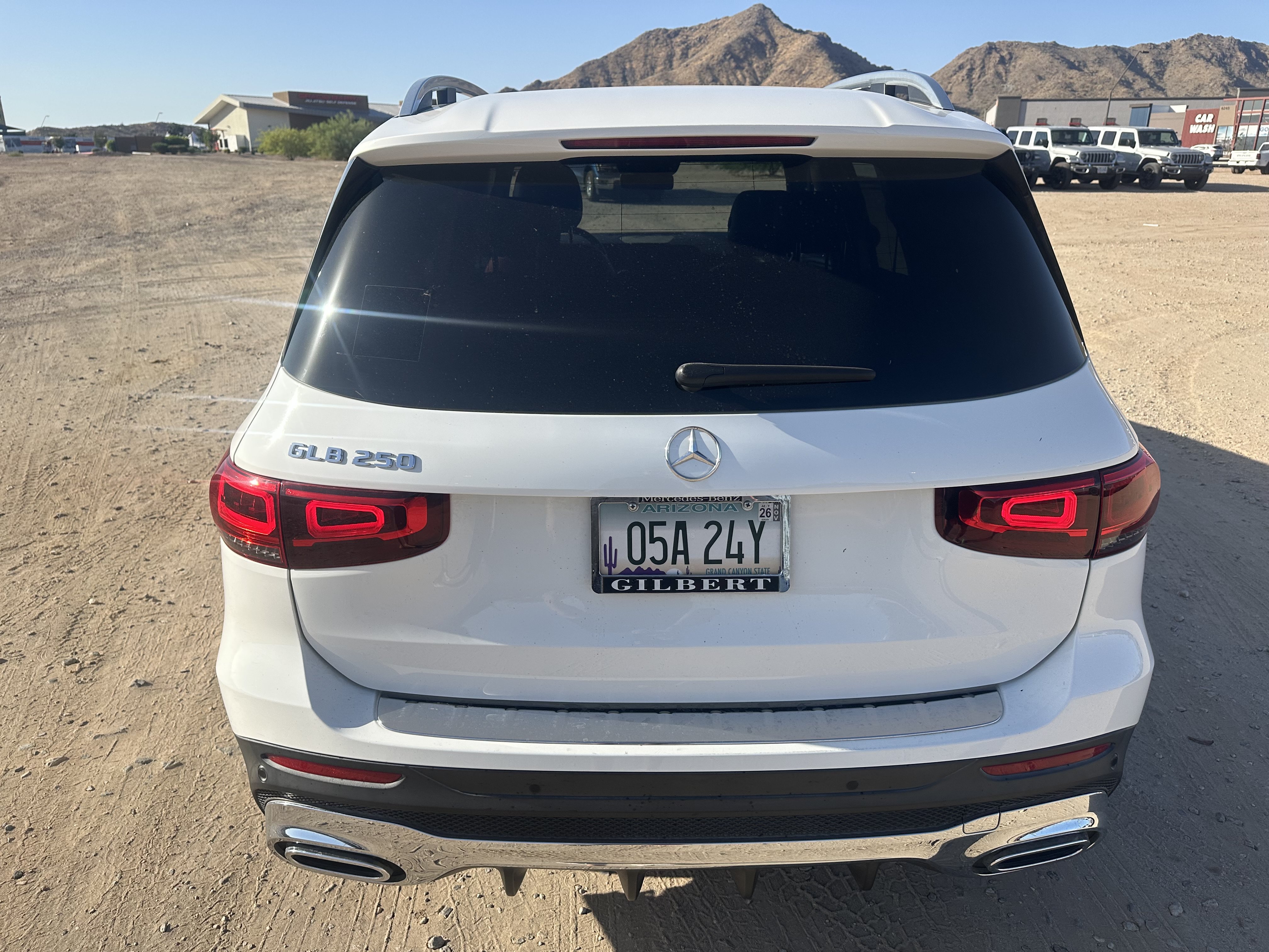 Used 2020 Polar White Mercedes-Benz GLB 250 image 4