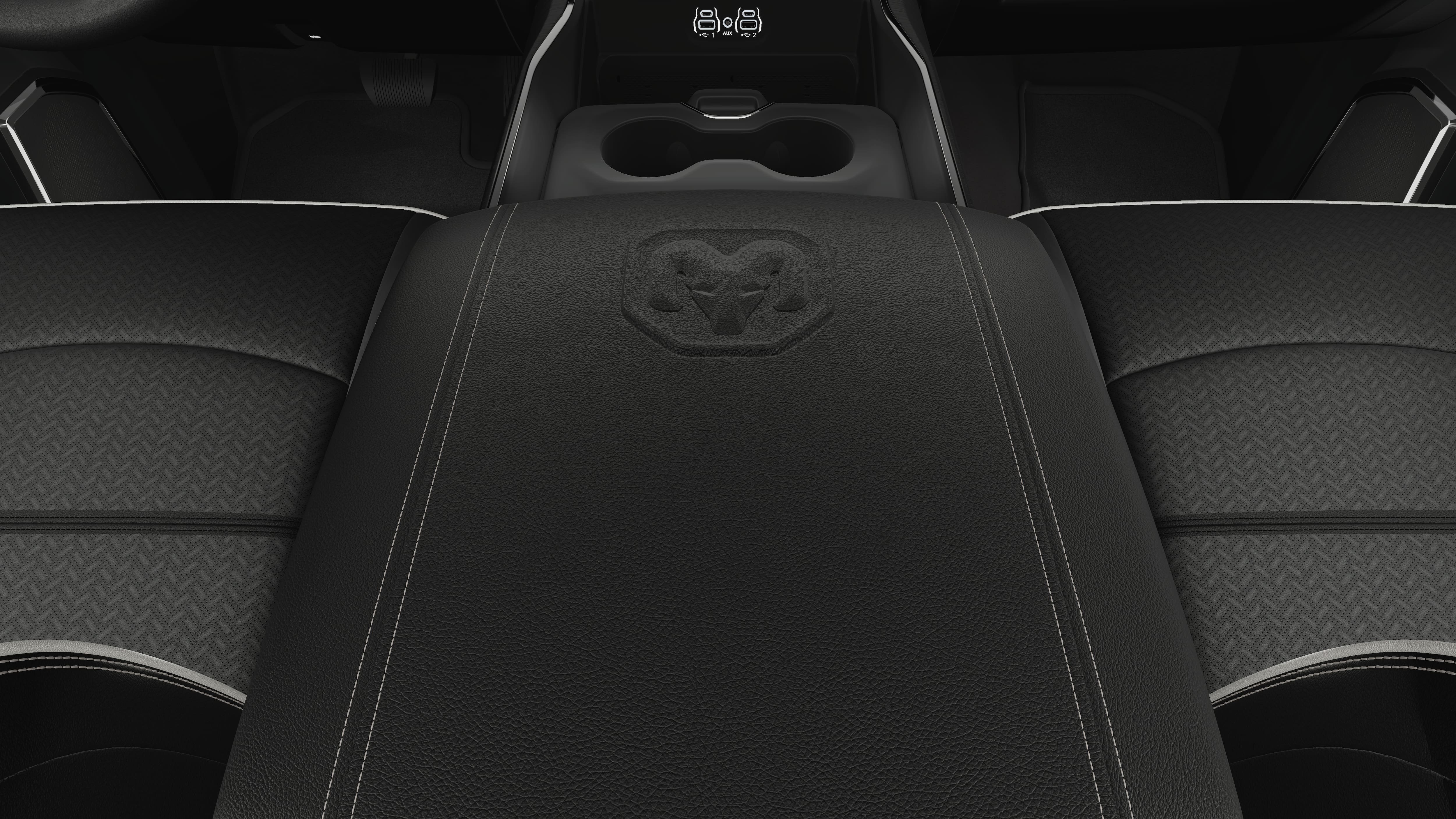 2025 RAM 3500 Laramie - Photo 16