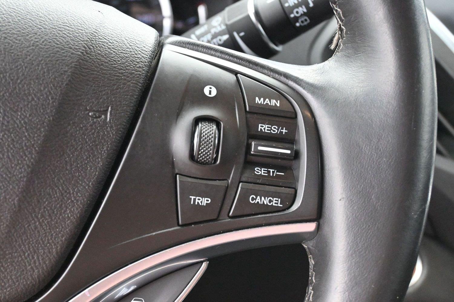 Used 2018 White Diamond Pearl Acura w/Technology Pkg image 22