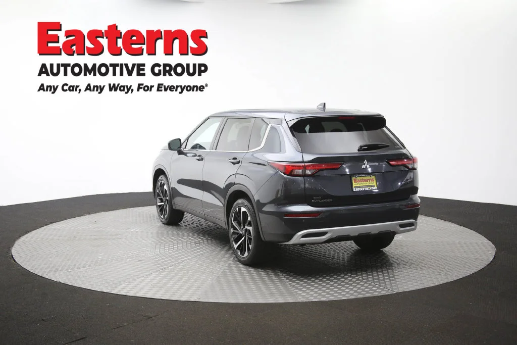 Used 2024 Gray Mitsubishi SE image 36
