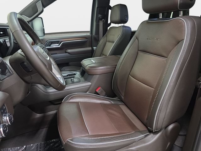 Used 2024 Silver GMC Denali image 13
