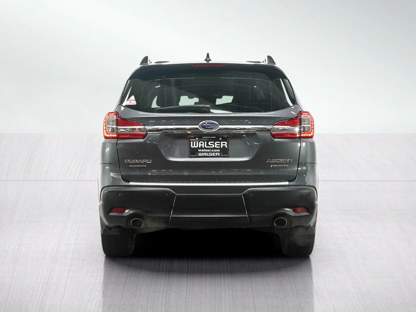 Used 2020 Magnetite Gray Metallic Subaru Limited image 5