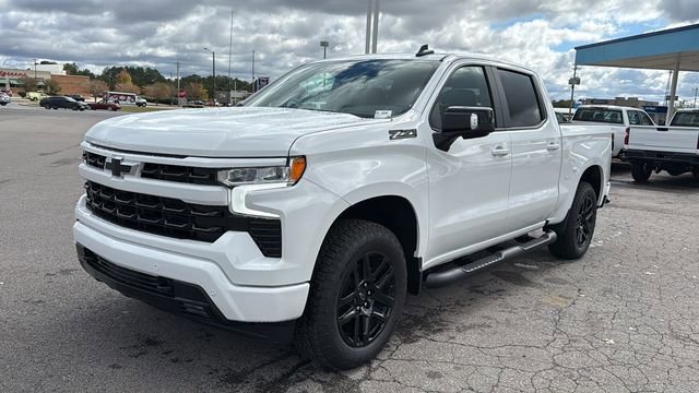 New 2026 Summit White Chevrolet RST image 2