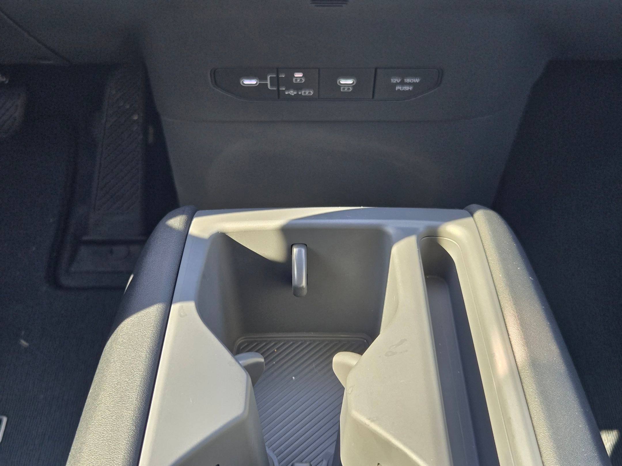 2026 Kia EV9 Light - Photo 13
