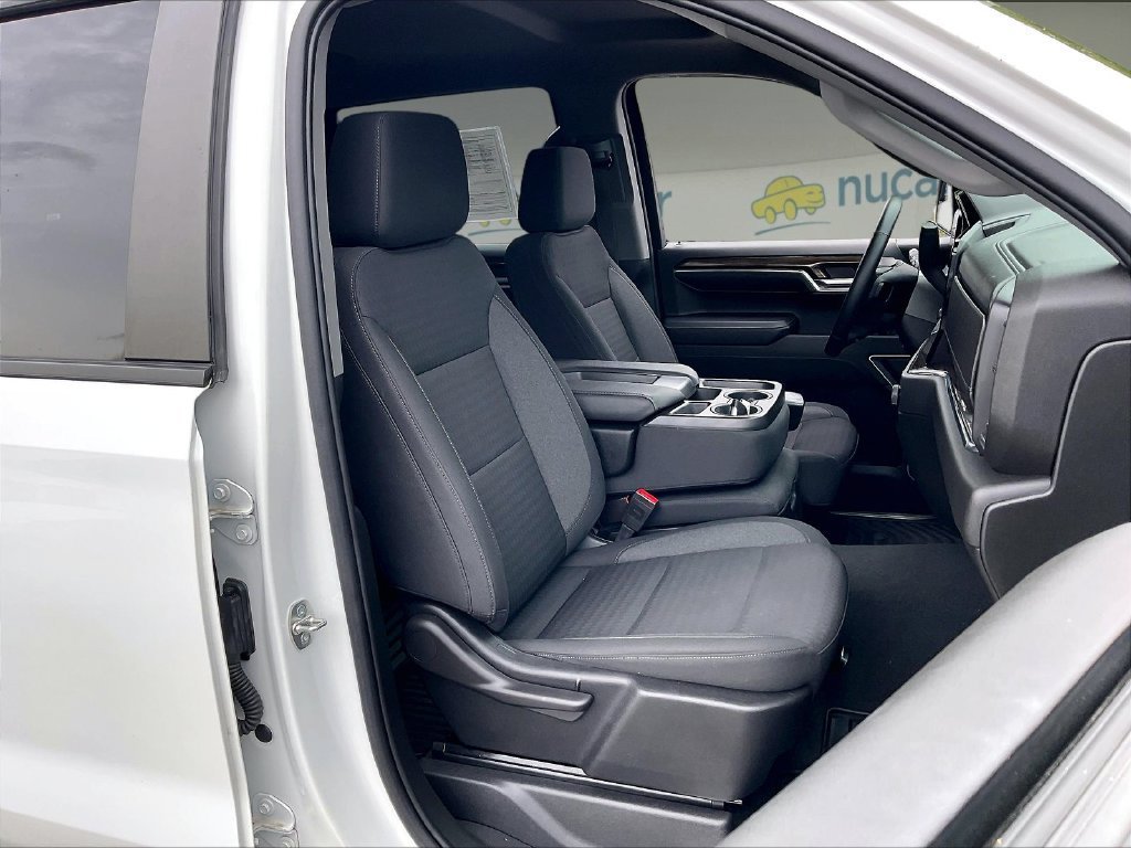 Used 2023 SUMMIT WHITE Chevrolet RST image 10