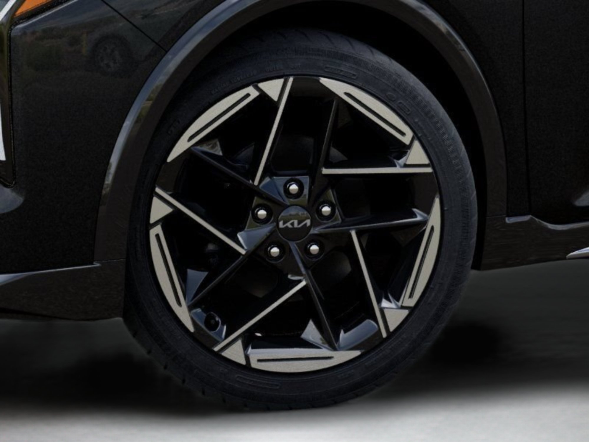 New 2026 Interstellar Gray Kia GT-Line image 9