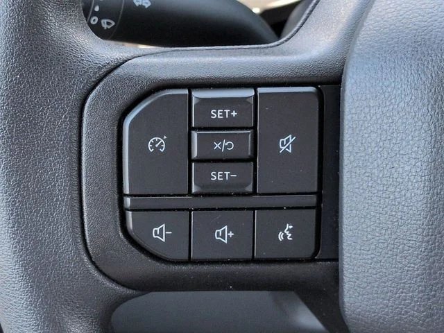 Used 2025 Super Black Ford XL image 23