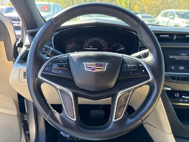 Used 2017 Silver Cadillac Base image 19