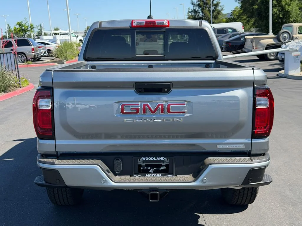 New 2026 Sterling Metallic GMC Elevation image 10