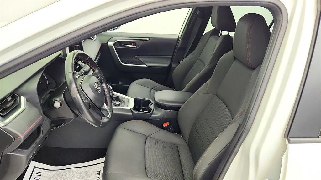 Used 2023 Ice Cap Toyota SE w/ Weather & Moonroof Pkg image 13