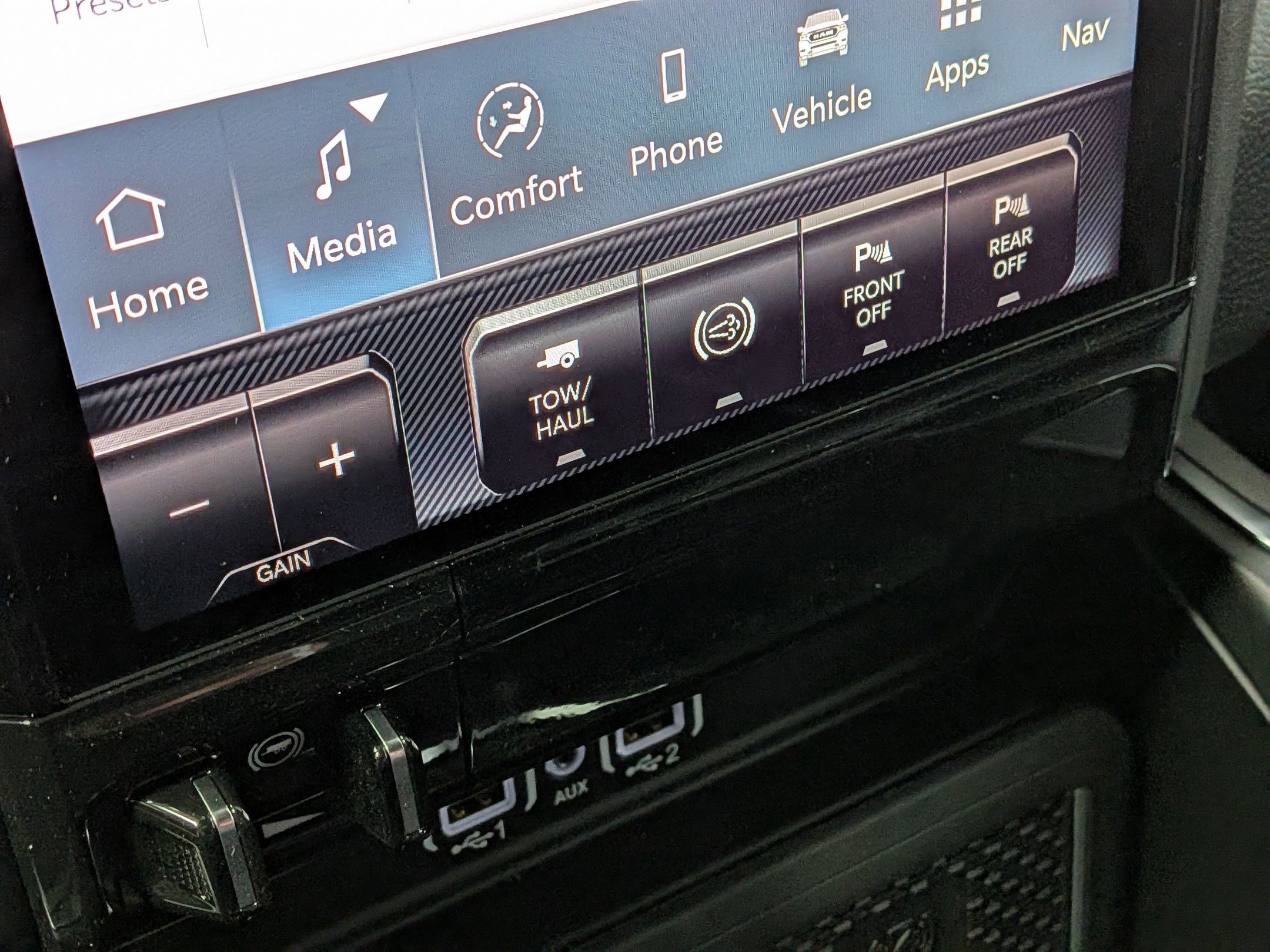 2025 RAM 2500 Laramie - Photo 13